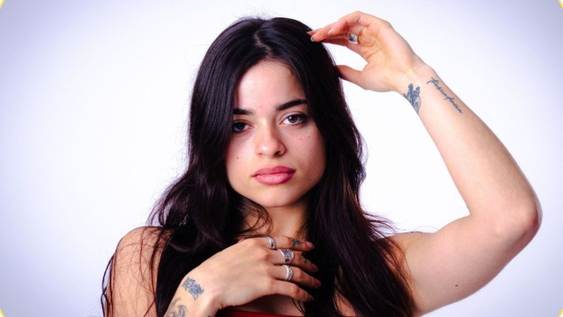 La influencer Juli Savioli denunció acoso sexual por la difusión de imágenes de ella generadas con IA