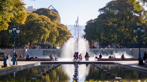 Verano en Mendoza: las reservas son bajas pero hay expectativas de superar la mala temporada pasada