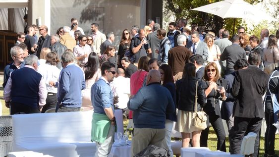 En el salón de eventos Divina Marga se vivió el tradicional agasajo del Colegio de Agrimensura de Mendoza (CAM) para profesionales matriculados.