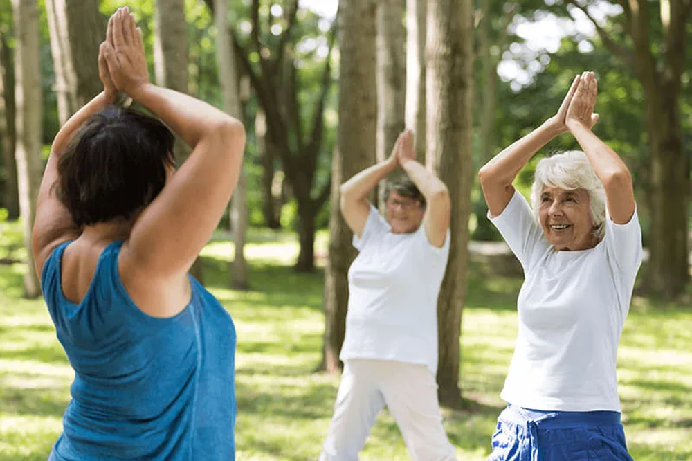 Este ejercicio es ideal para las personas mayores de 60.