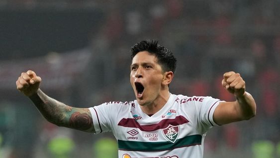 Germán Cano, del Fluminense de Brasil, festeja la victoria por 2-1 sobre Internacional en la semifinal de la Copa Libertadores, el miércoles 4 de octubre de 2023.
