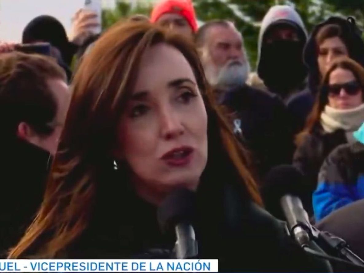 La vicepresidente Victoria Villarruel durante el acto en Ushuaia.