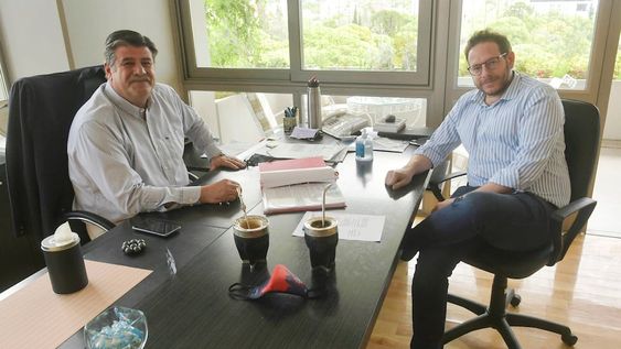 Abed e Ilardo en la Vicegobernación. Se sacan chispas en las sesiones pero fuera de los debates tienen mucho en común. Foto: Orlando Pelichotti / Los Andes