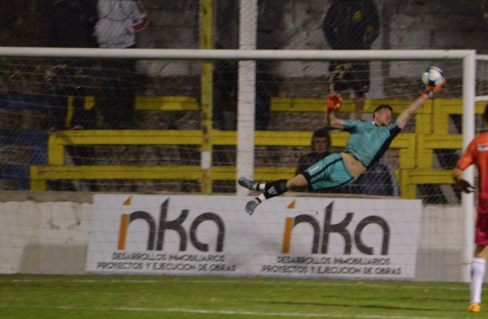 Gimnasia se prepara para una final y la dupla mete tres cambios