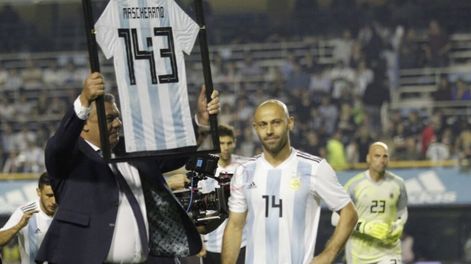 Mascherano, distinguido por su extensa trayectoria en la Selección