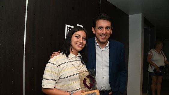 Estudiantes de secundarias crearon proyectos de triple impacto y fueron premiados