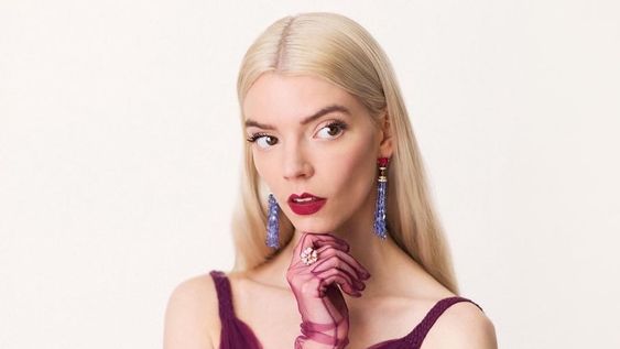 Anya Taylor-Joy cumplió 25 años y se postula como la próxima “chica Almodóvar”