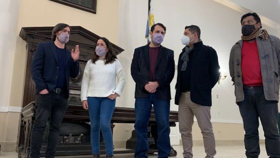 Nicolás del Caño, Noelia Barbeito y Lautaro Jiménez junto a Víctor da Vila y Federico