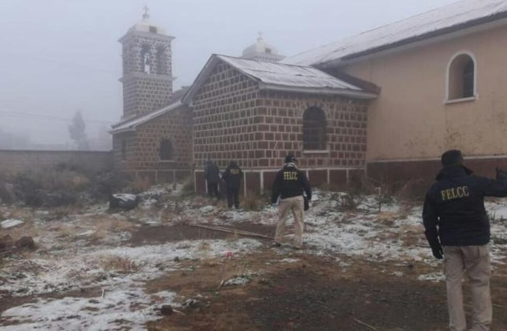 Un monaguillo abusó de una adolescente y la asesinó en una iglesia en Bolivia