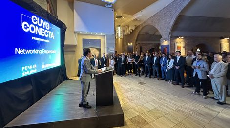 El gobernador Marcelo Orrego llamó a profundizar el trabajo conjunto entre el sector público y privado.