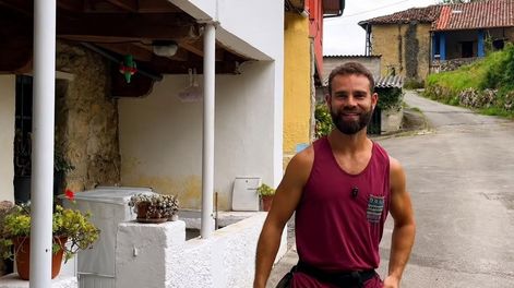 Ibon había postergado la mudanza porque imaginaba que un pueblo de 18 habitantes significaría necesariamente aislamiento.