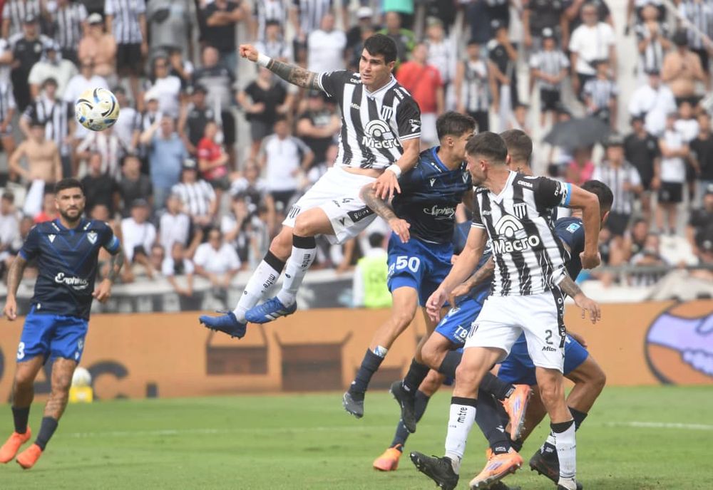 Por la 13 fecha del Torneo Apertura, Gimnasia y Esgrima se mide con Vélez en el estadio Víctor Legrotaglie.&nbsp;