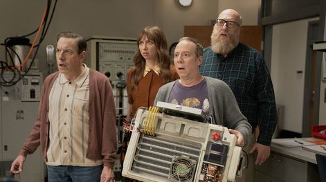 Intentamos salvar el universo y fracasamos cada vez: el cast del caótico spin-off de The Big Bang Theory