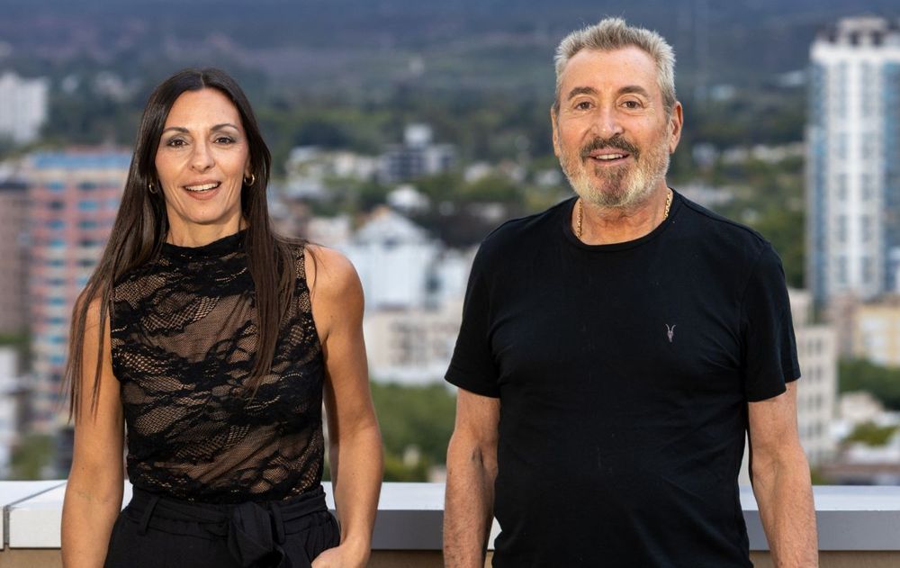 Laura Rez Masud y Daniel Vila En La Cima de Los Andes.