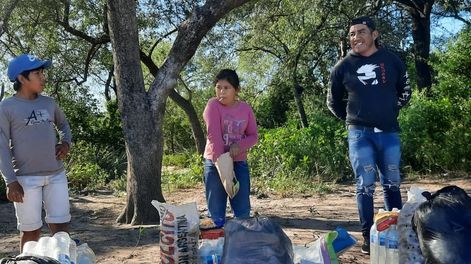 Los Andes | La historia de los tunuyaninos que pasan Semana Santa ayudando a las comunidades del Impenetrable. Foto: Facebook Héctor Manzano / Mili Sánchez.