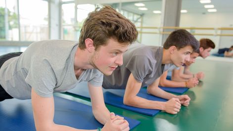 estudios muestran que los adolescentes que practican actividad fisica presentan mayor disciplina y rendimiento