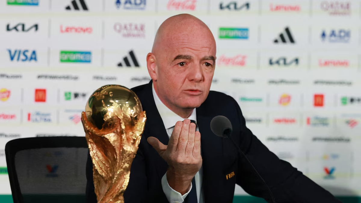 Gianni Infantino se defendió de las polémicas sobre el Mundi