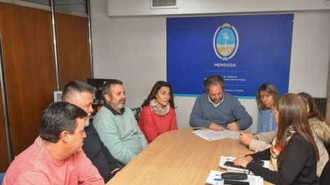 Paritarias: el Gobierno renovó las propuestas salariales, pero el Sute y Ampros volvieron a rechazar