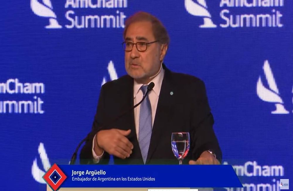 El diplomático aseguró en la AmCham que la relación con los Estados Unidos es excelente.