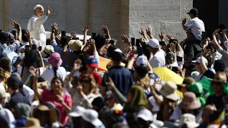 Los Andes | Ante miles de fieles el papa León XIV defendió el matrimonio tradicional y criticó el aborto