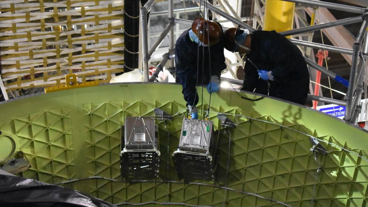 Récord argentino: el microsatélite ATENEA envió datos desde 70.000 kilómetros de distancia