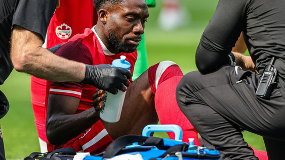 La grave lesión de Alphonso Davies en la fecha FIFA