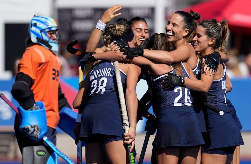 Las Leonas golearon en su debut panamericano (AP)