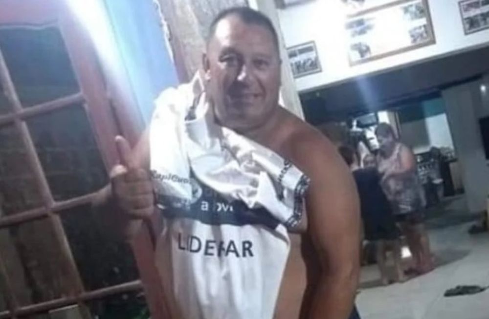 César Regueiro tenía 57 años. Falleció durante los incidentes entre los hinchas de Gimnasia y la Policía. (Facebook)