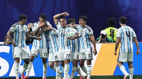La Selección Argentina y una hazaña inolvidable: levantó la derrota, ganó 3 a 2 y sigue vivo en el Mundial