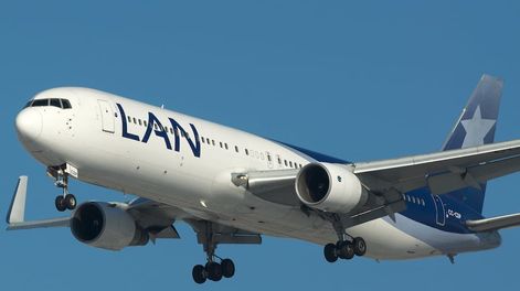Lan Argentina cierra sus operaciones en el país.