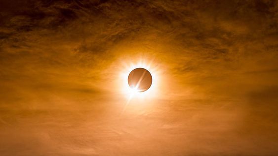 Cómo se verá el eclipse solar, por qué es “anular” y cuál es el mejor sitio y horario para verlo en Mendoza y Argentina. Foto: Imagen ilustrativa