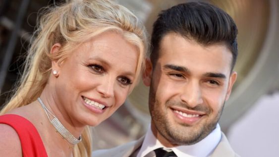 Britney Spears se casará con Sam, su novio y entrenador personal