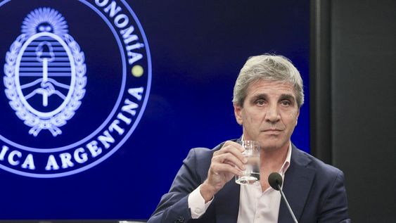 Luis Caputo, ministro de Economía.