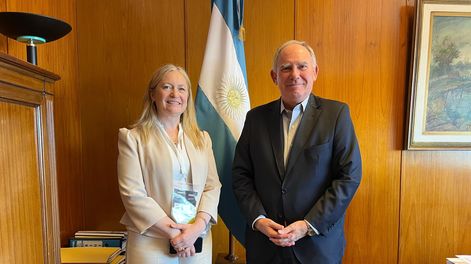 La vicegobernadora Hebe Casado se reunió con el secretario de Minería de la Nación, Luis Lucero.&nbsp;