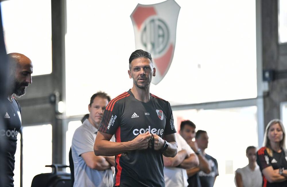 Martín Demichelis fue claro en su conferencia de prensa sobre el mercado de pases de River. (@RiverPlate)