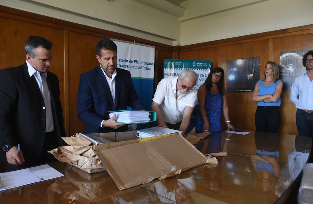 Trece empresas involucradas en la causa Cuadernos K, en la licitación de la ruta 82