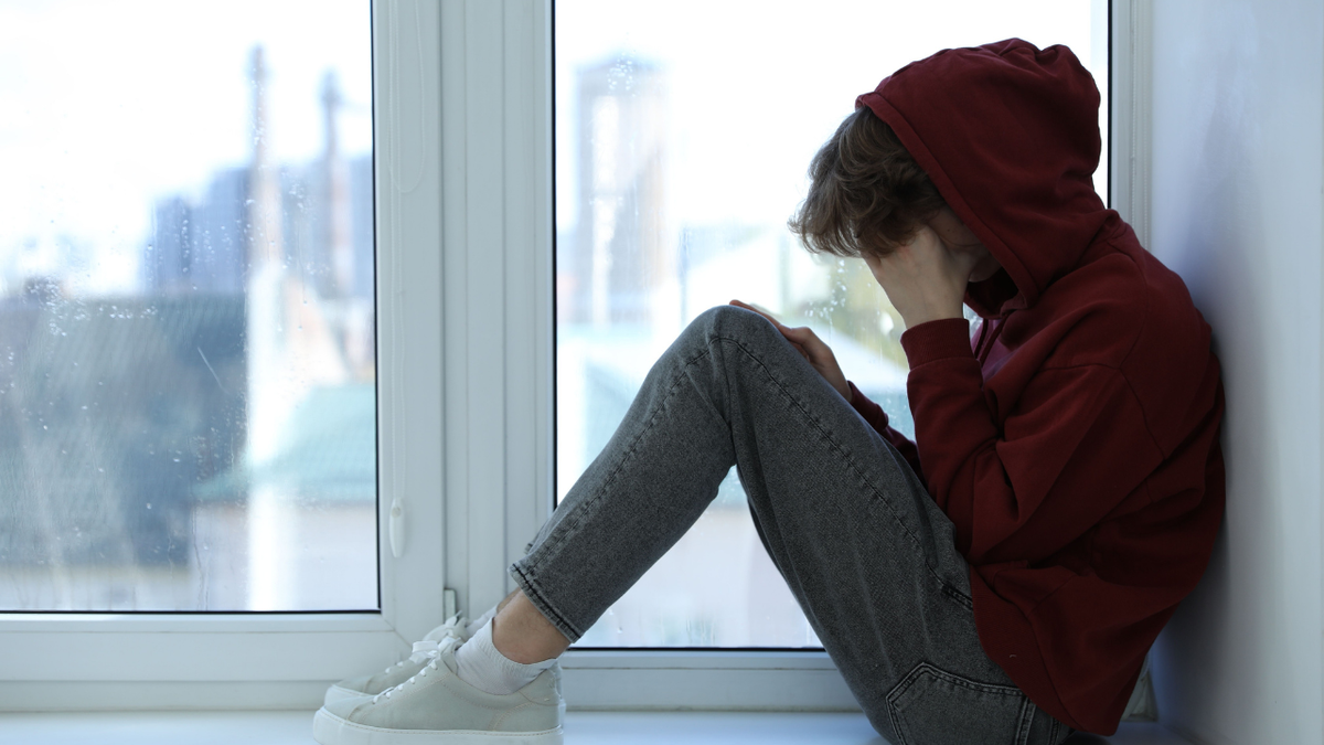 Según la psicología, las personas sin amigos cercanos no son antisociales sino que aprendieron a protegerse