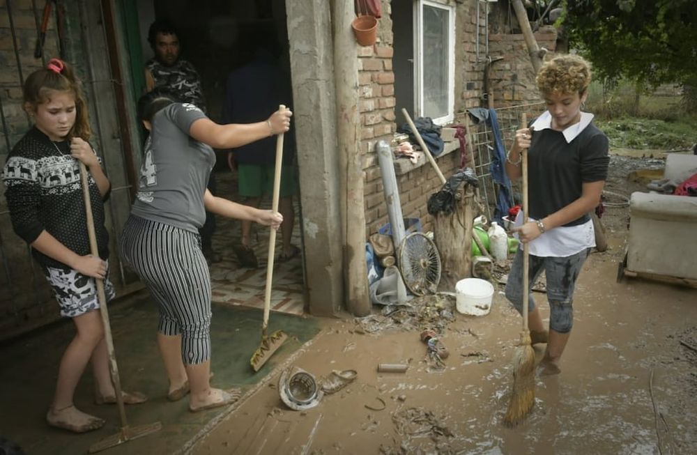 Inundaciones en Ugarteche. 150 familias afectadas. Orlando Pelichotti / Los Andes