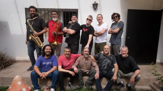 Salsa Blanca se reúne después de 25 años para homenajear a Mario Mátar, en un concierto con invitados especiales. Foto: Ignacio Blanco / Los Andes