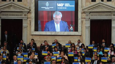 Los Andes | El presidente Alberto Fernández condenó este martes “la invasión rusa” a Ucrania y pidió un minuto de silencio por las víctimas de la guerra y de la pandemia de Covid-19, con la cual el mundo aún está “luchando”.