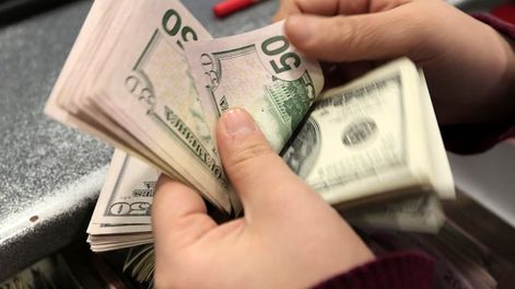 Limitan las operaciones con dólar financiero para empresas extranjeras (Foto archivo)