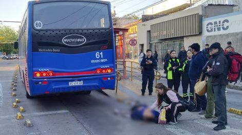 Una mujer fue atropellada por un colectivo en Godoy Cruz
