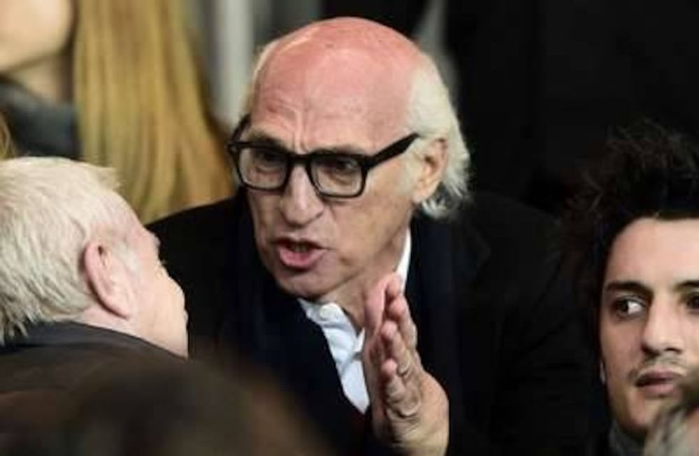 Bianchi pasea por París, va a la cancha y no piensa en dirigir