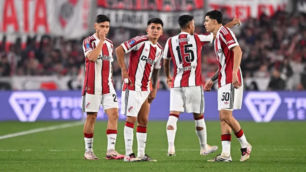 Thiago Almada tiene un DESGARRO GRADO 1 en el cuádriceps izquierdo. Los tiempos de recuperación pueden NO ser tan cortos como con otros músculos.
