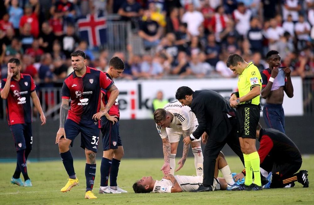 Paulo Dybalal of Roma injured  during the Serie A TIM match between Cagliari Calcio and AS Roma at Sardegna Arena on October 08, 2023 in Cagliari, Italy.