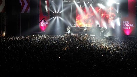 Usted Señalemelo brilló en el Personal Fest - Por Rodrigo Olmedo