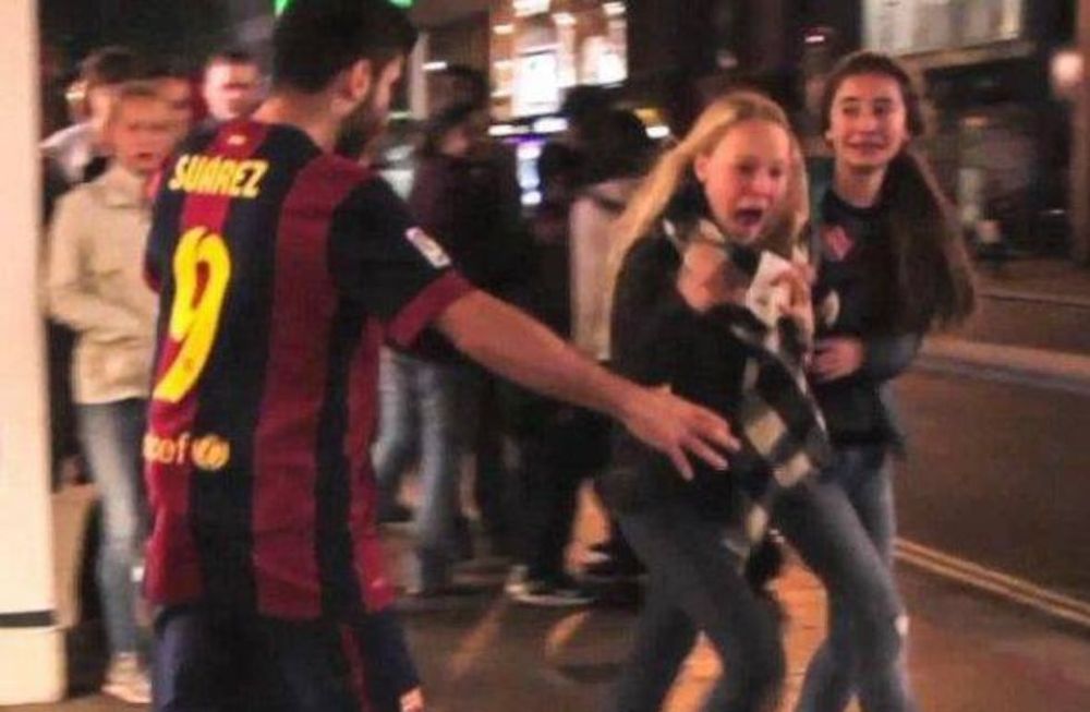 El mordisco de Luis Suárez, en versión zombie, atemoriza Londres
