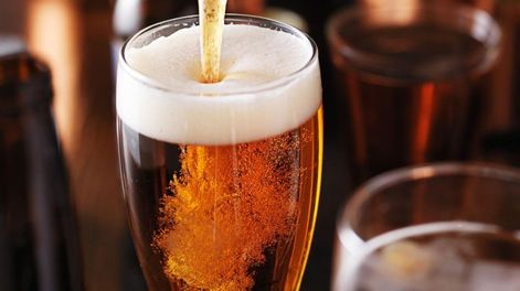 La cerveza sin alcohol tiene grandes beneficios para tu cuerpo, gracias a sus ingredientes.
