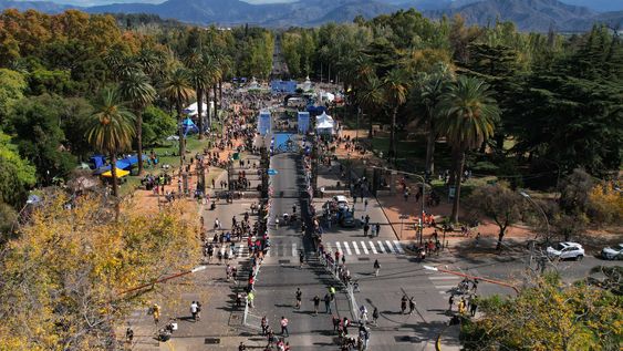 Este domingo se realiza la Maratón Internacional de Mendoza