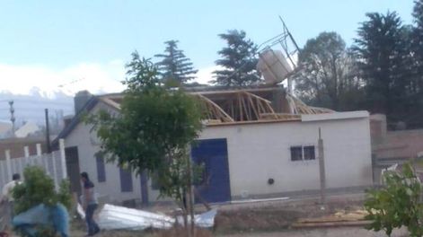 El fuerte viento provocó incidentes en Valle de Uco.